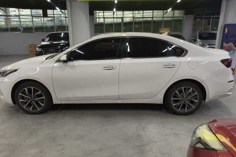 Used Kia K3 2021 Revised 1.5L CVT Fashion Edition Exterior 5