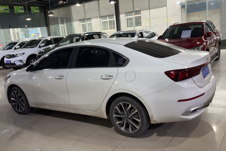 Used Kia K3 2021 Revised 1.5L CVT Fashion Edition Exterior 5