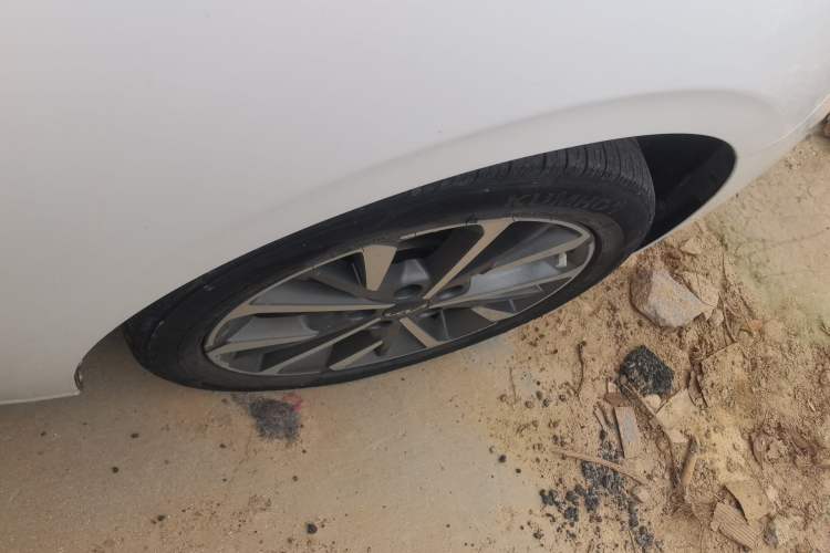 Used Kia K3 2021 Revised 1.5L CVT Fashion Edition Exterior 5