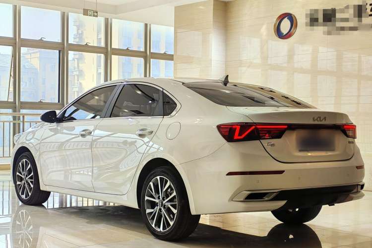Used Kia K3 2021 Revised 1.5L CVT Fashion Edition Exterior 5