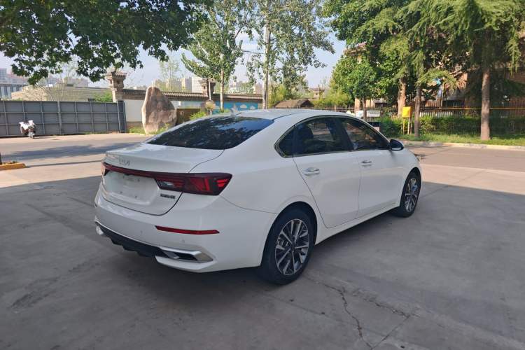 Used Kia K3 2021 Revised 1.5L CVT Fashion Edition Exterior 5