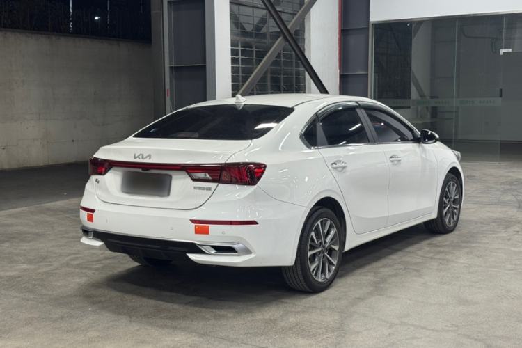 Used Kia K3 2021 Revised 1.5L CVT Fashion Edition Exterior 5