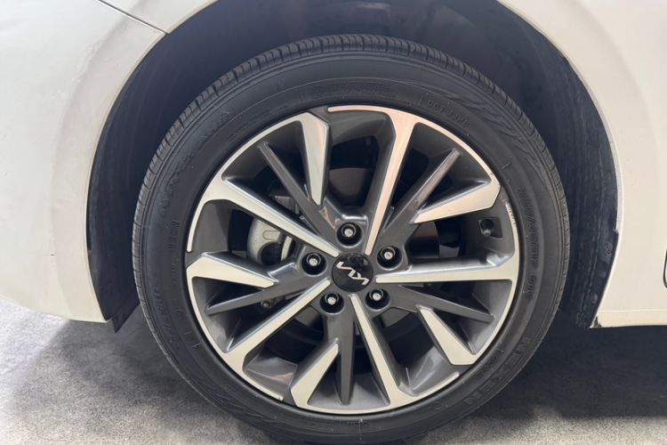 Used Kia K3 2021 Revised 1.5L CVT Fashion Edition Exterior 6