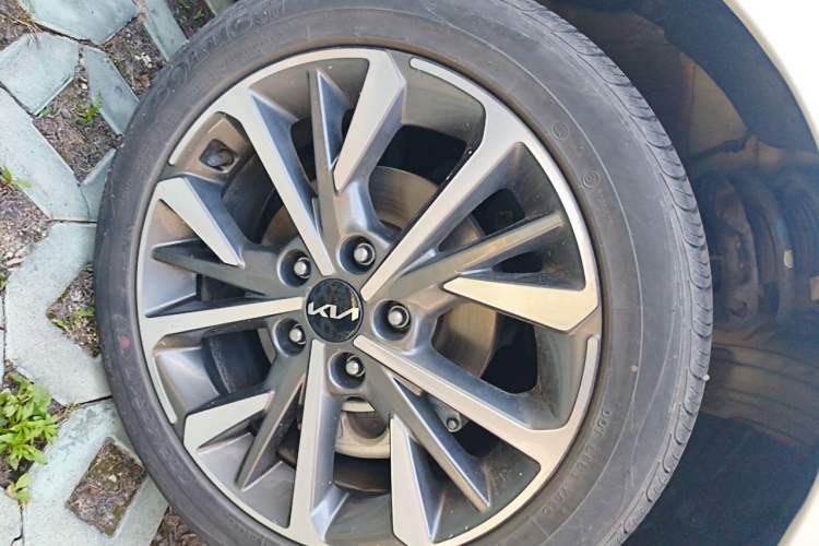 Used Kia K3 2021 Revised 1.5L CVT Fashion Edition Exterior 7