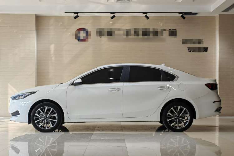 Used Kia K3 2021 Revised 1.5L CVT Fashion Edition Exterior 8