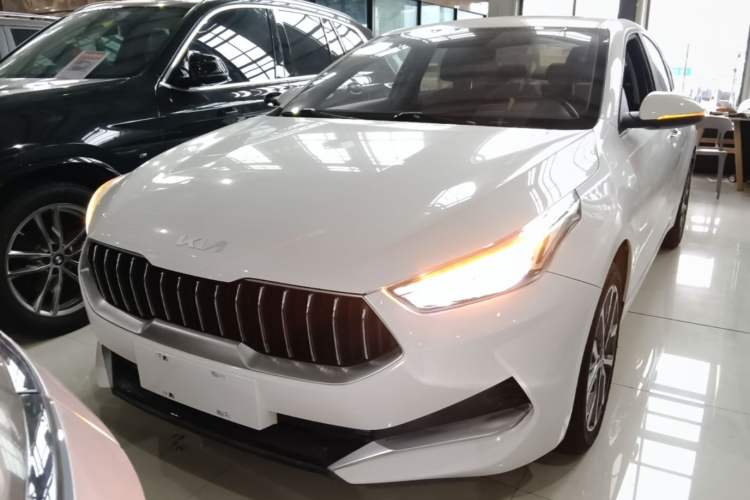 Used Kia K3 2021 Revised 1.5L CVT Fashion Edition Front