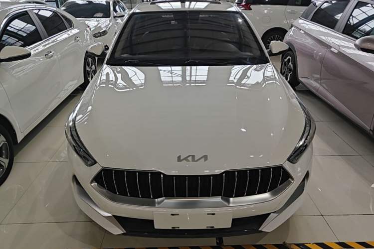 Used Kia K3 2021 Revised 1.5L CVT Fashion Edition Front