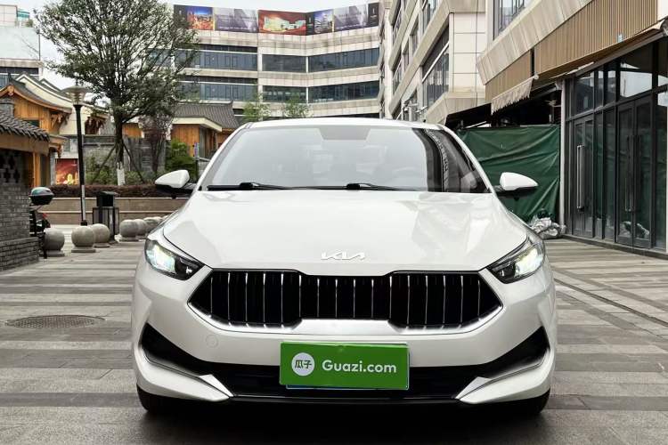Used Kia K3 2021 Revised 1.5L CVT Fashion Edition Front