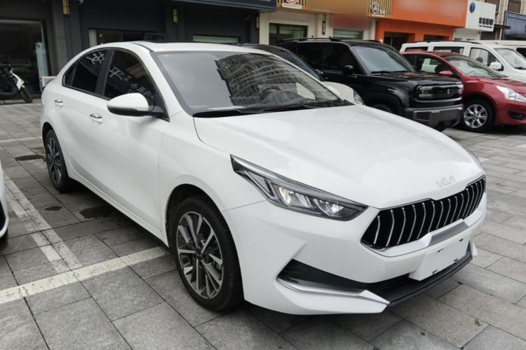 Used Kia K3 2021 Revised 1.5L CVT Fashion Edition Front Right 45 Deg
