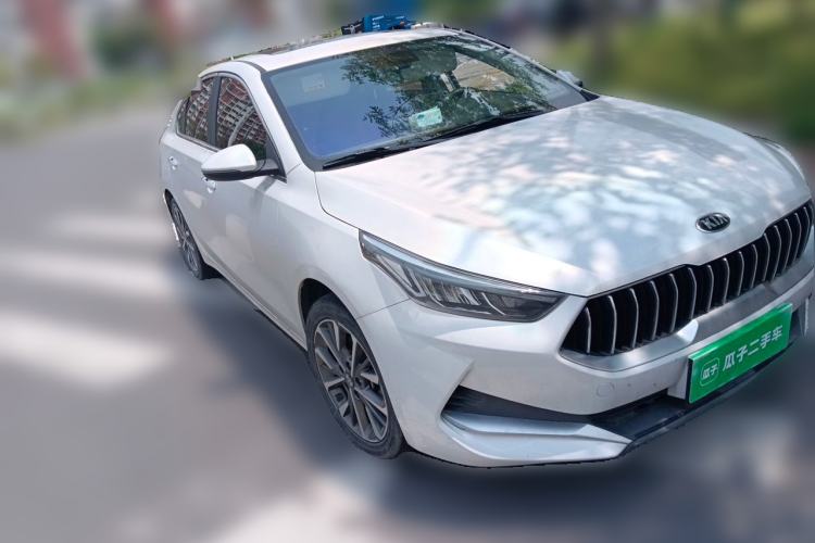 Used Kia K3 2021 1.5L CVT Fashion Edition Front Right 45 Deg
