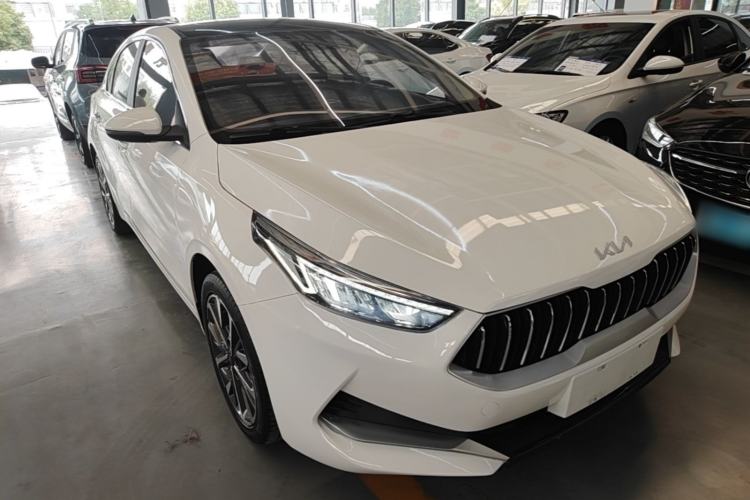 Used Kia K3 2021 Revised 1.5L CVT Fashion Edition Front Right 45 Deg