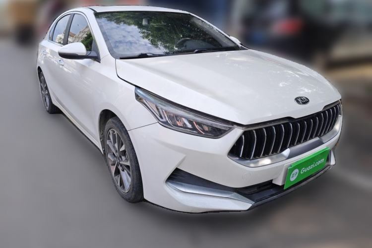Used Kia K3 2021 1.5L CVT Fashion Edition Front Right 45 Deg