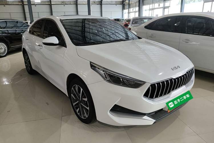 Used Kia K3 2021 Revised 1.5L CVT Fashion Edition Front Right 45 Deg