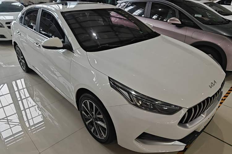 Used Kia K3 2021 Revised 1.5L CVT Fashion Edition Front Right 45 Deg