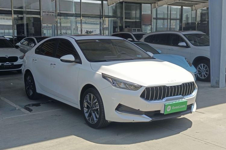 Used Kia K3 2021 Revised 1.5L CVT Youth Edition Front Right 45 Deg