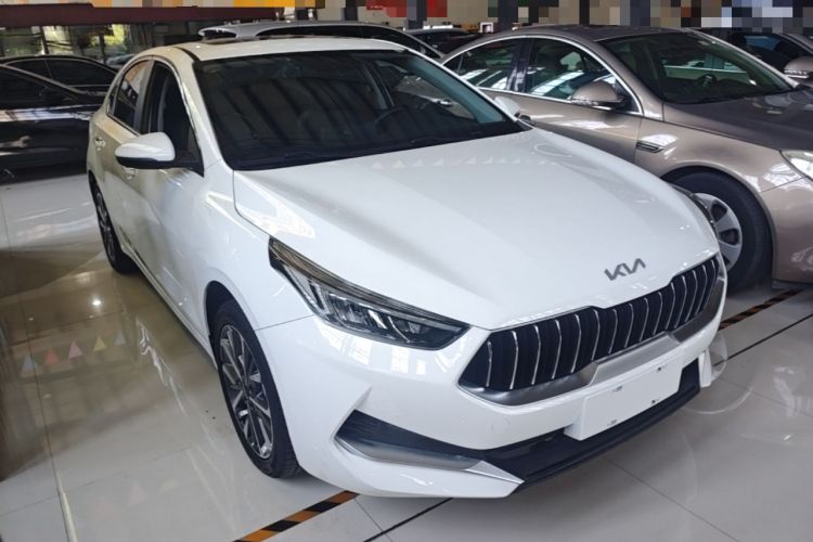 Used Kia K3 2021 Revised 1.5L CVT Fashion Edition Front Right 45 Deg