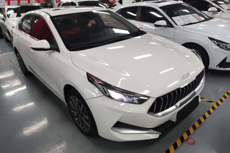 Used Kia K3 2021 Revised 1.5L CVT Fashion Edition Front Right 45 Deg