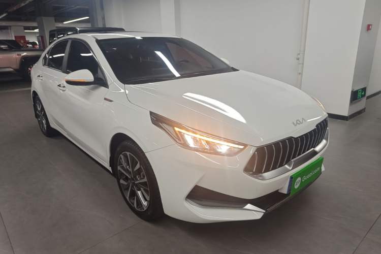 Used Kia K3 2021 Revised 1.5L CVT Fashion Edition Front Right 45 Deg