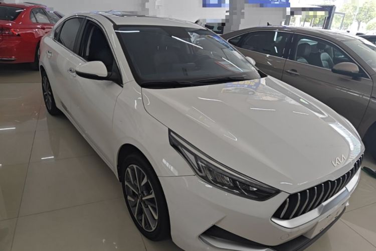 Used Kia K3 2021 Revised 1.5L CVT Fashion Edition Front Right 45 Deg