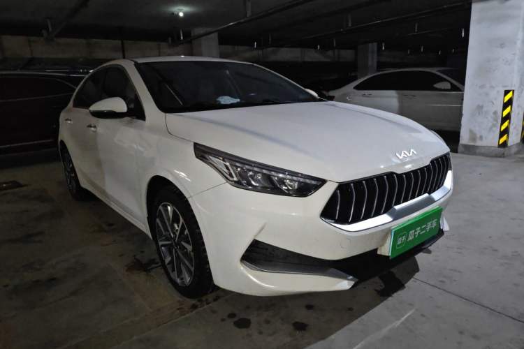 Used Kia K3 2021 Revised 1.5L CVT Fashion Edition Front Right 45 Deg