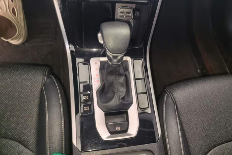 Used Kia K3 2021 Revised 1.5L CVT Youth Edition Gear Lever