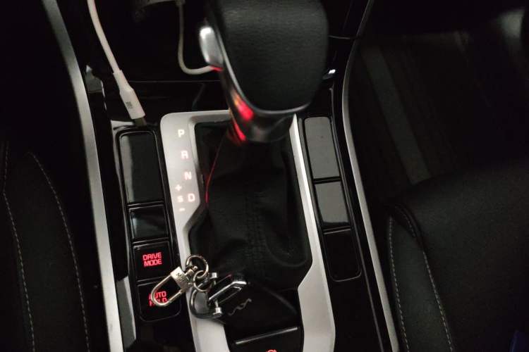 Used Kia K3 2021 1.5L CVT Fashion Edition Gear Lever