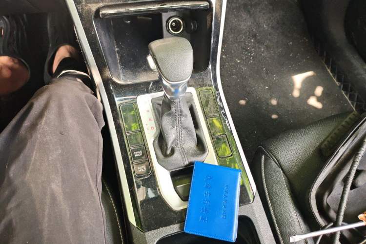 Used Kia K3 2021 Revised 1.5L CVT Fashion Edition Gear Lever