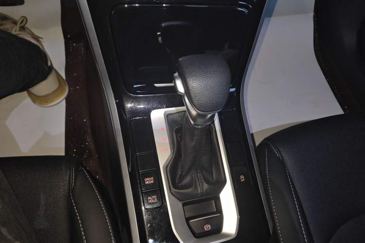 Used Kia K3 2021 1.5L CVT Fashion Edition Gear Lever