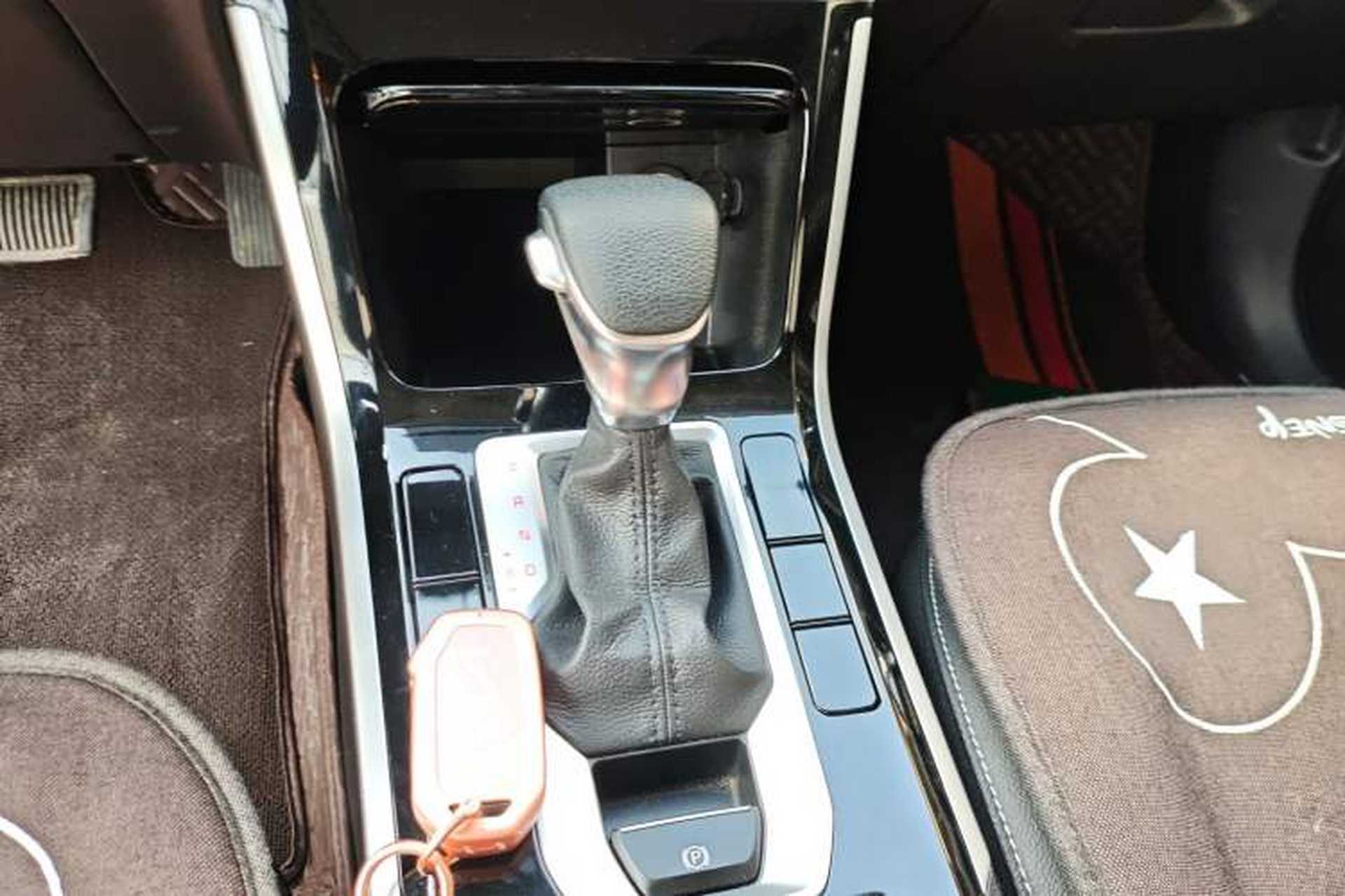 Used Kia K3 2021 Revised 1.5L CVT Fashion Edition Gear Lever