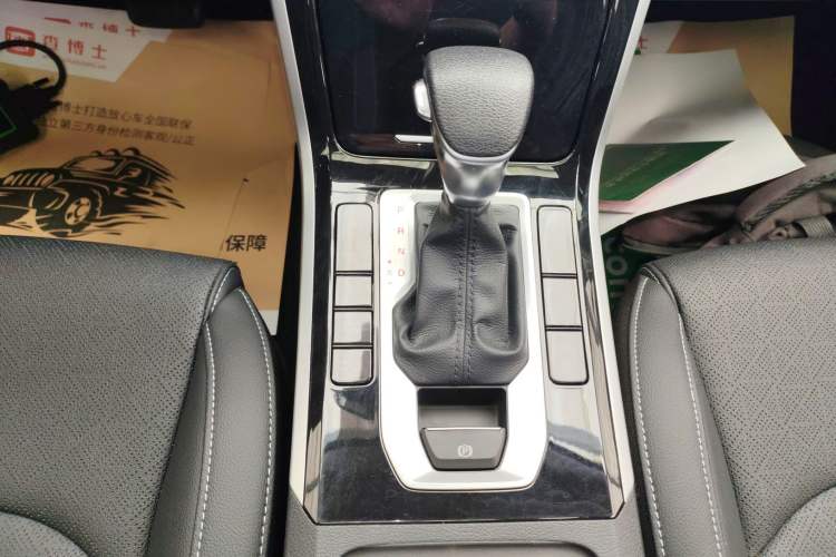 Used Kia K3 2021 Revised 1.5L CVT Fashion Edition Gear Lever