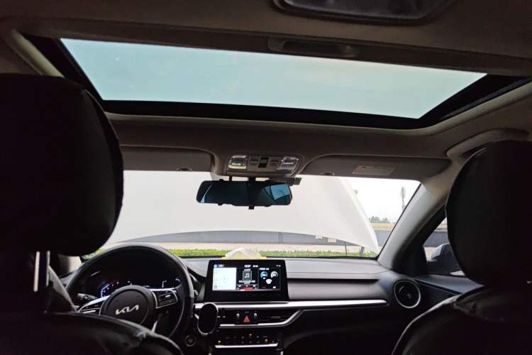 Used Kia K3 2021 Revised 1.5L CVT Youth Edition Headliner
