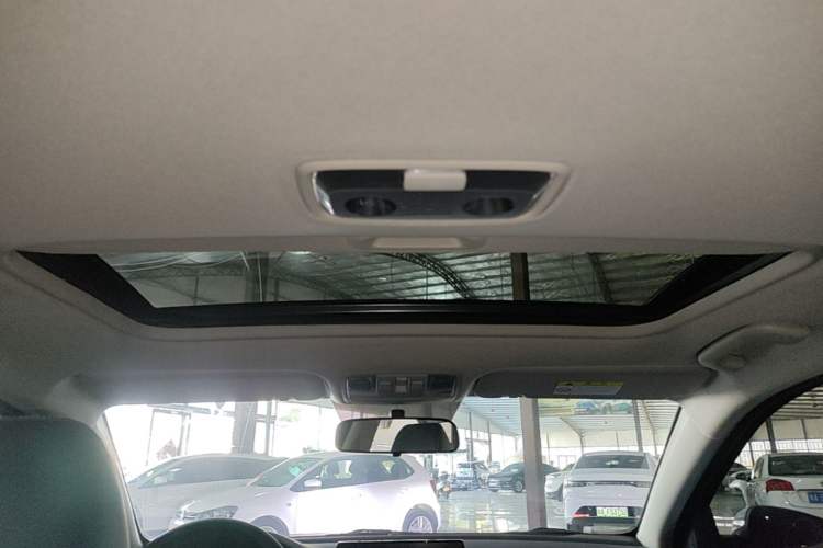 Used Kia K3 2021 Revised 1.5L CVT Fashion Edition Headliner
