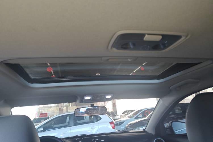 Used Kia K3 2021 1.5L CVT Fashion Edition Headliner