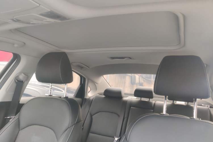 Used Kia K3 2021 Revised 1.5L CVT Fashion Edition Headliner