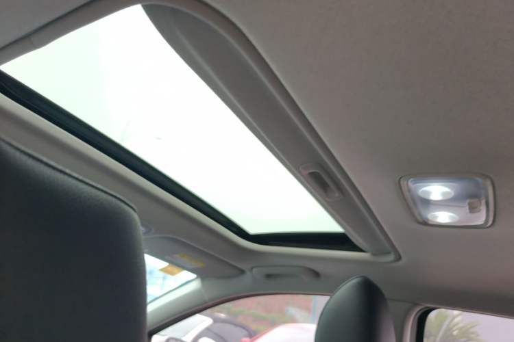 Used Kia K3 2021 Revised 1.5L CVT Fashion Edition Headliner