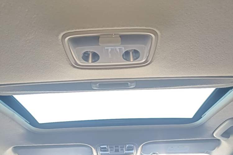 Used Kia K3 2021 Revised 1.5L CVT Youth Edition Headliner