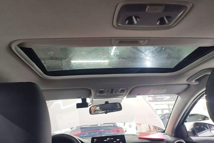 Used Kia K3 2021 1.5L CVT Youth Edition Headliner
