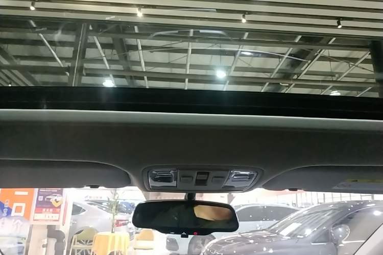 Used Kia K3 2021 Revised 1.5L CVT Fashion Edition Headliner