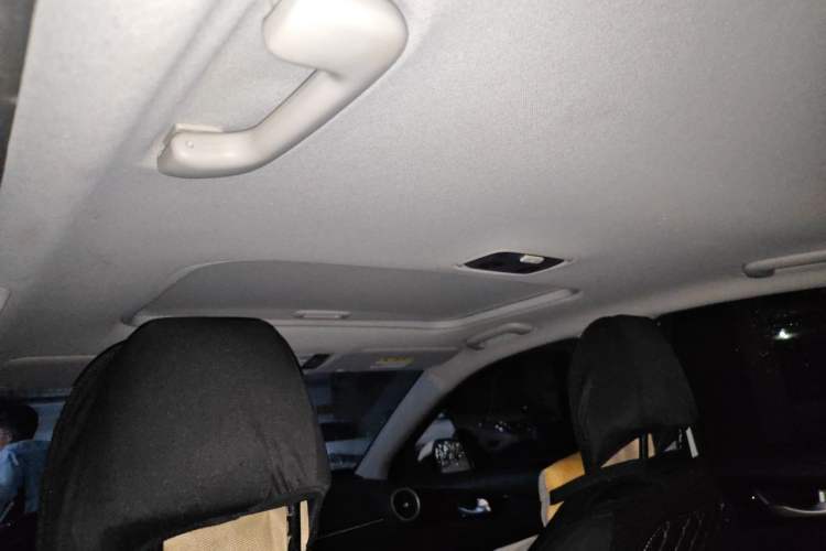 Used Kia K3 2021 Revised 1.5L CVT Fashion Edition Headliner