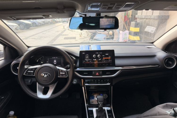 Used Kia K3 2021 1.5L CVT Fashion Edition Interior 1