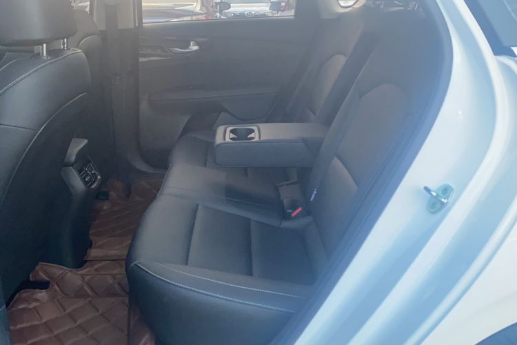 Used Kia K3 2021 Revised 1.5L CVT Fashion Edition Interior 1