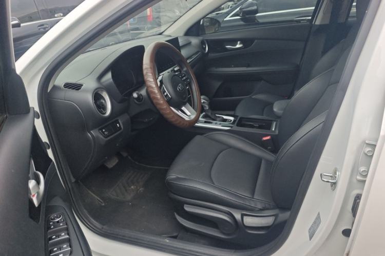 Used Kia K3 2021 1.5L CVT Fashion Edition Interior 2