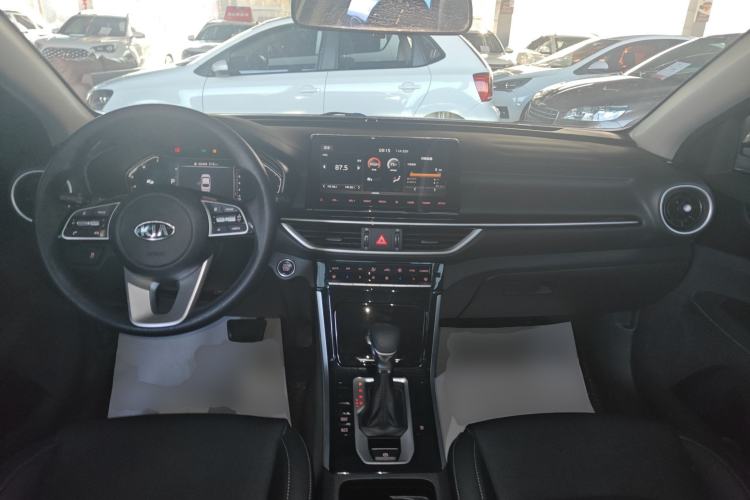 Used Kia K3 2021 1.5L CVT Fashion Edition Interior 2