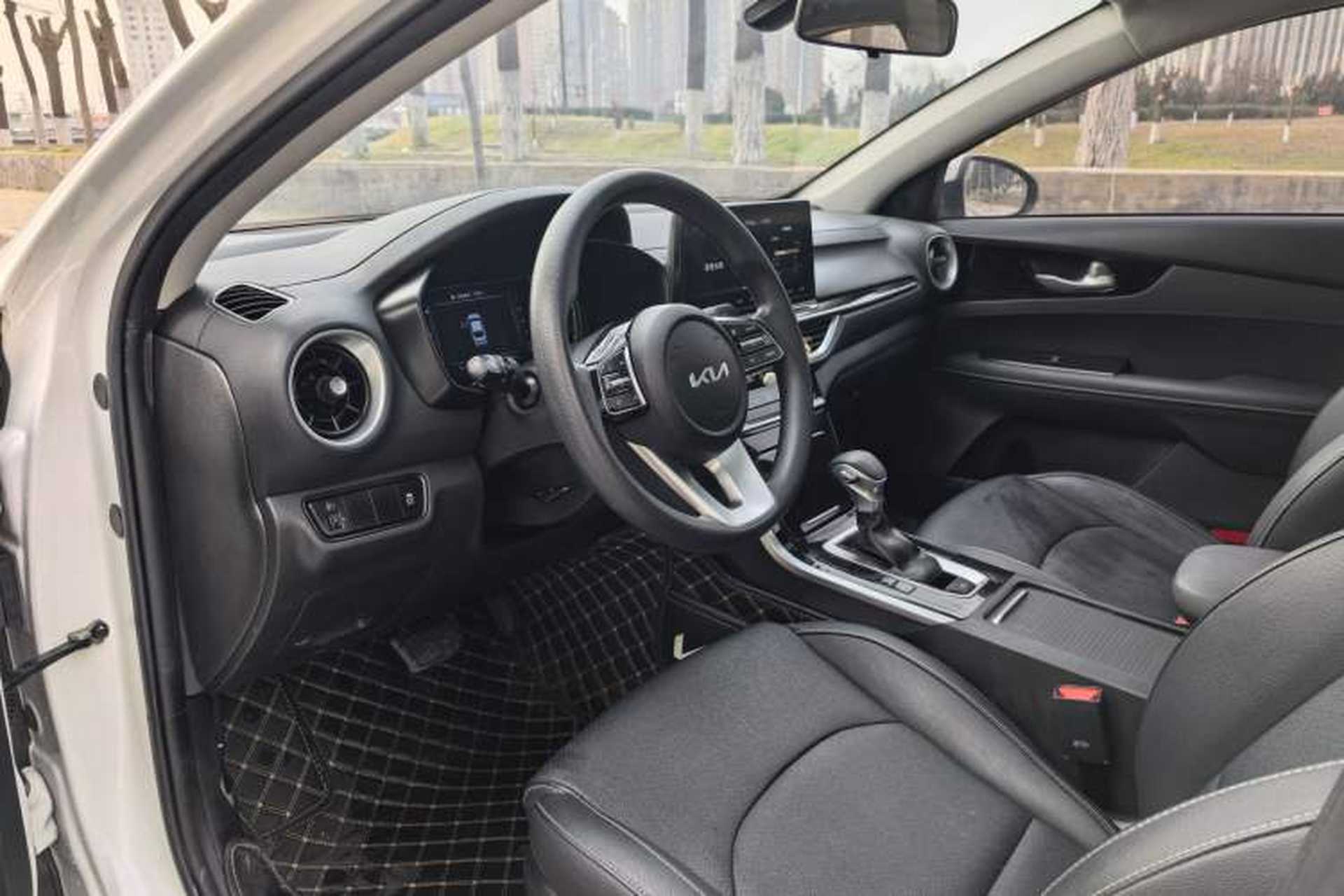 Used Kia K3 2021 Revised 1.5L CVT Fashion Edition Interior 3