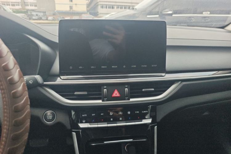 Used Kia K3 2021 1.5L CVT Fashion Edition Interior 4