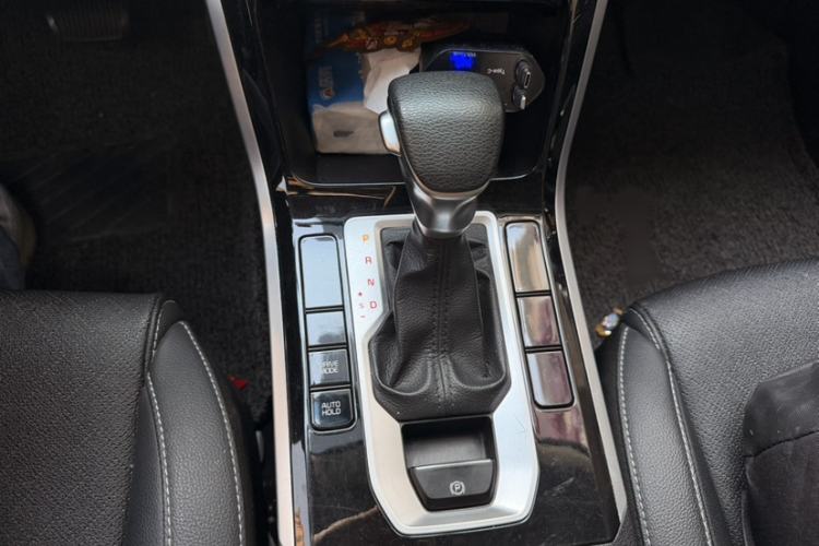 Used Kia K3 2021 1.5L CVT Fashion Edition Interior 5