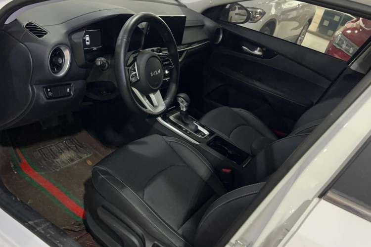 Used Kia K3 2021 Revised 1.5L CVT Fashion Edition Left Front Seat