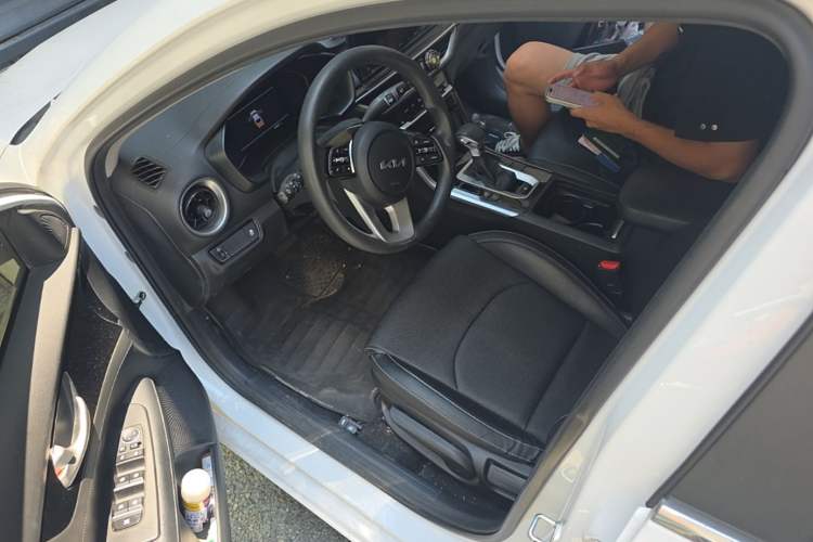 Used Kia K3 2021 Revised 1.5L CVT Fashion Edition Left Front Seat