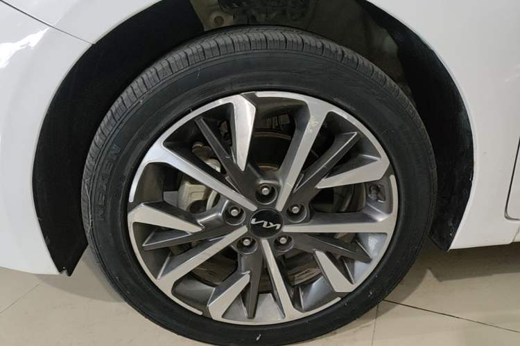 Used Kia K3 2021 Revised 1.5L CVT Fashion Edition Left Front Wheel Hub