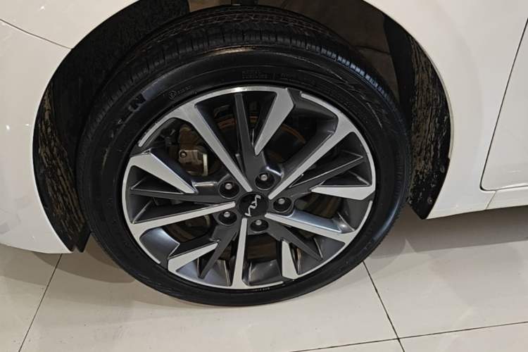 Used Kia K3 2021 Revised 1.5L CVT Fashion Edition Left Front Wheel Hub